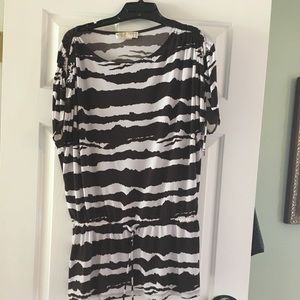 Michael Kors Top size 1X GUC.